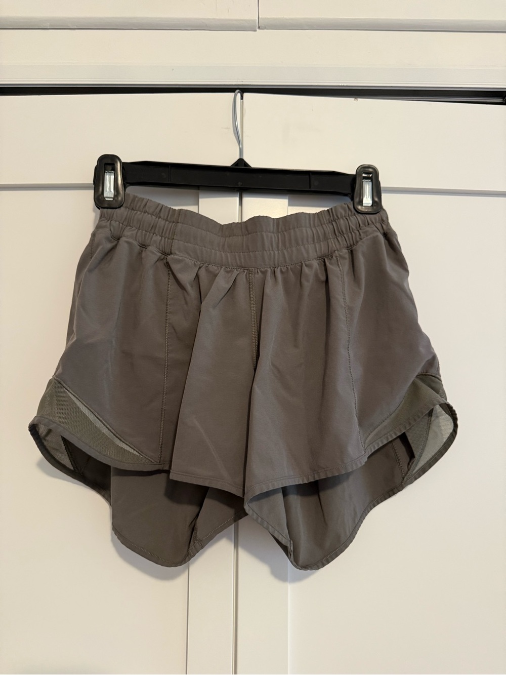 Lululemon Hotty Hot High-Rise Lined Short 4"